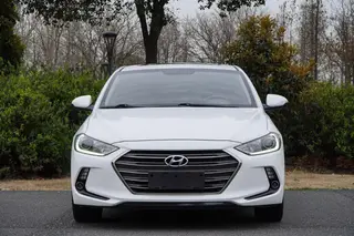 Hyundai Elantra Lingdong 2016 1.6L Inteligente automático De élite exterior foto 2 Hyundai Elantra Lingdong 2016 1.6L Inteligente automático De élite exterior foto 2