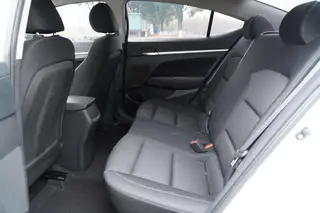 Hyundai Elantra Lingdong 2016 1.6L Inteligente automático De élite exterior foto 6 Hyundai Elantra Lingdong 2016 1.6L Inteligente automático De élite exterior foto 6