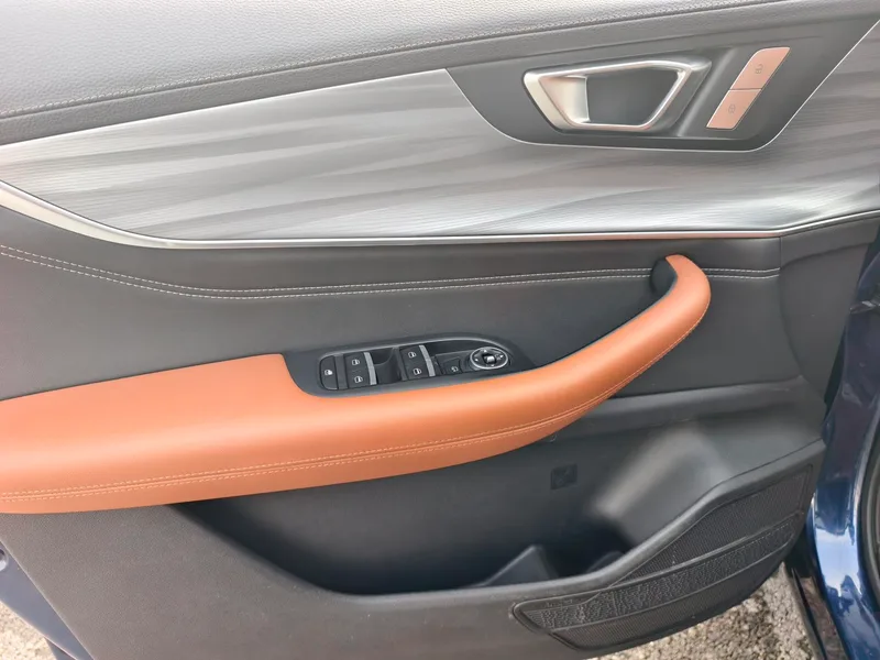 Chery Tiggo 8 PLUS 2021 290TGDI DCT Haoxiang версия экстерьер фото 10 Chery Tiggo 8 PLUS 2021 290TGDI DCT Haoxiang версия экстерьер фото 10
