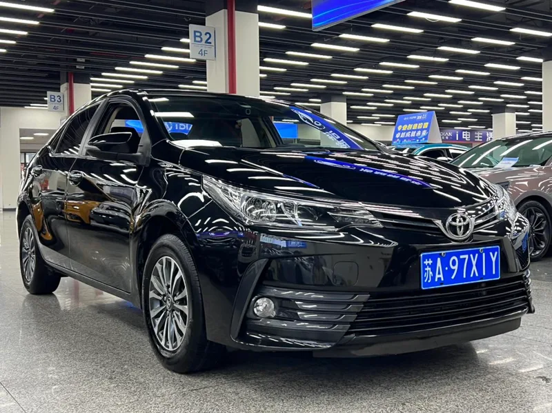 Toyota Corolla 2017 Модификация 1.2T S-CVT GL Страна В. экстерьер фото 4 Toyota Corolla 2017 Модификация 1.2T S-CVT GL Страна В. экстерьер фото 4