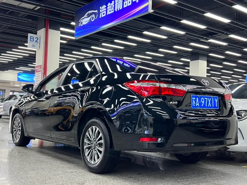 Toyota Corolla 2017 Модификация 1.2T S-CVT GL Страна В. интерьер фото 12 Toyota Corolla 2017 Модификация 1.2T S-CVT GL Страна В. интерьер фото 12