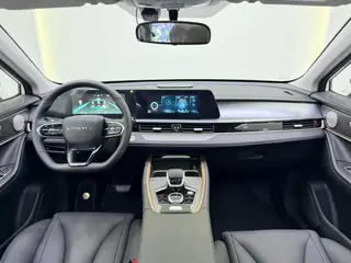 Chery Tiggo 5x 2025 Versión de alta energía 1.5T CVT De lujo interior foto 9 Chery Tiggo 5x 2025 Versión de alta energía 1.5T CVT De lujo interior foto 9