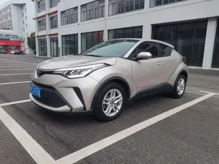 Toyota C-HR 2021 2.0L Comfort Edition exterior photo 1 Toyota C-HR 2021 2.0L Comfort Edition exterior photo 1
