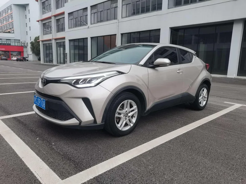 Toyota C-HR 2021 2.0L Comfort Edition exterior photo 1 Toyota C-HR 2021 2.0L Comfort Edition exterior photo 1