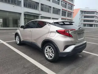Toyota C-HR 2021 2.0L Comfort Edition exterior photo 7 Toyota C-HR 2021 2.0L Comfort Edition exterior photo 7