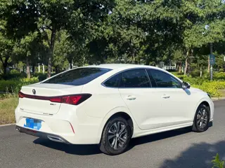 Changan Eado 2023 PLUS Enjoyment Edition Blue whale NE 1.4T GDI DCT Premium Trim interior photo 12 Changan Eado 2023 PLUS Enjoyment Edition Blue whale NE 1.4T GDI DCT Premium Trim interior photo 12