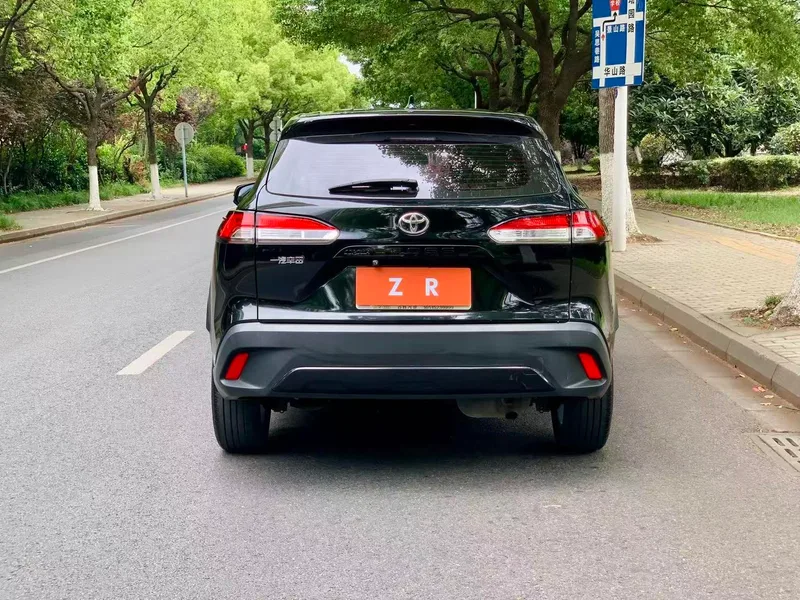 Toyota Corolla Cross 2022 2.0L Versión pionera exterior foto 5 Toyota Corolla Cross 2022 2.0L Versión pionera exterior foto 5