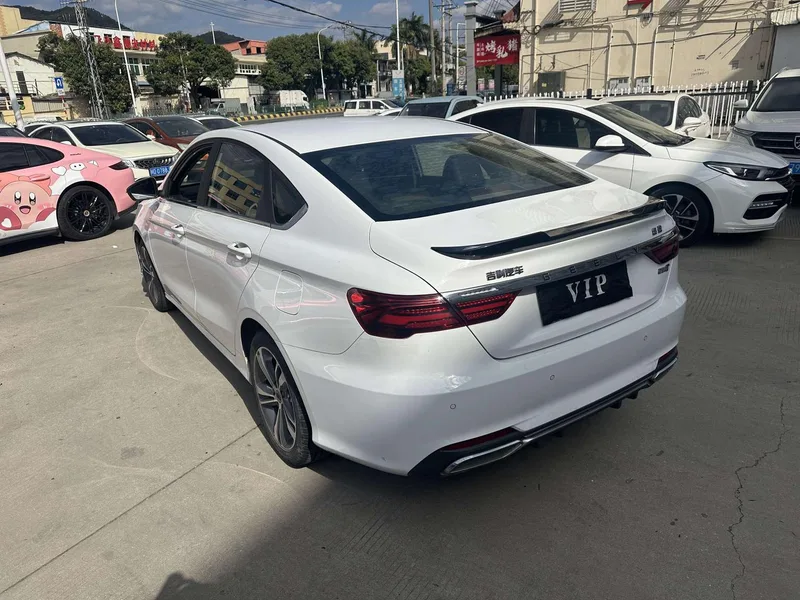 Geely Binrui 2018 14T CVT Plantronics Edition interior photo 6 Geely Binrui 2018 14T CVT Plantronics Edition interior photo 6