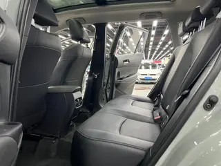 Toyota Corolla Cross 2023 2.0L CVT Version flagship intérieur photo 9 Toyota Corolla Cross 2023 2.0L CVT Version flagship intérieur photo 9