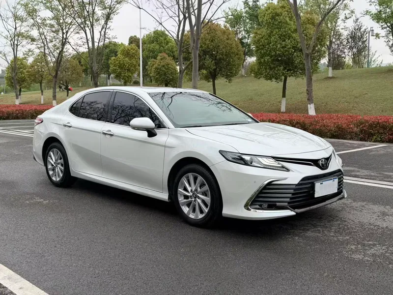 Toyota Camry 2022 2.0G Version de luxe extérieur photo 2