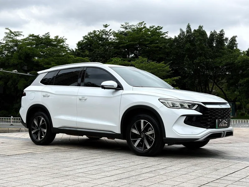 BYD Song Pro 2024 DM-i Glory Edition 71km Pilot type exterior photo 2 BYD Song Pro 2024 DM-i Glory Edition 71km Pilot type exterior photo 2