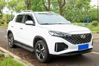 Hyundai ix35 2021 240T GDi DCT Ведущая версия с двумя приводами GLS экстерьер фото 3 Hyundai ix35 2021 240T GDi DCT Ведущая версия с двумя приводами GLS экстерьер фото 3