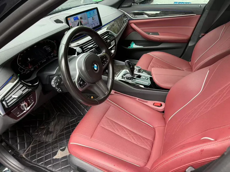BMW 5 Series 2022 Second change 525Li M Sports suit exterior photo 2 BMW 5 Series 2022 Second change 525Li M Sports suit exterior photo 2