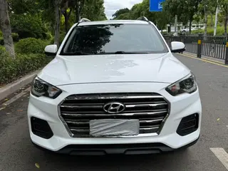 Hyundai ix35 2020 2.0L Automatic two-wheel drive Zhiyong Enjoyment Edition exterior photo 2 Hyundai ix35 2020 2.0L Automatic two-wheel drive Zhiyong Enjoyment Edition exterior photo 2