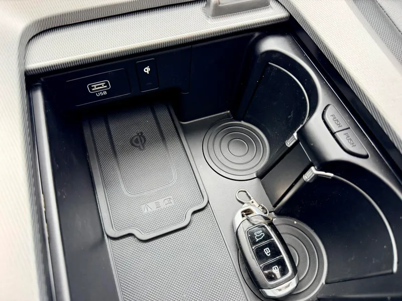 Hyundai Palisade 2023 3.5L Transmission intégrale automatique GLS intérieur photo 17 Hyundai Palisade 2023 3.5L Transmission intégrale automatique GLS intérieur photo 17