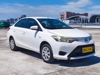 Toyota Vios 2014 1.3L Автоматическая версия экстерьер фото 3