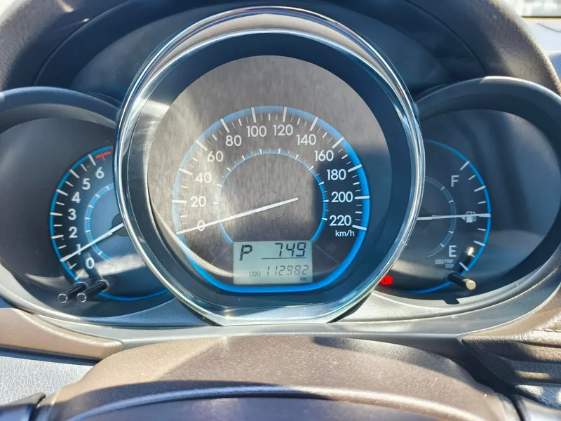 Toyota Vios 2014 1.3L Автоматическая версия интерьер фото 16