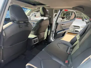 Toyota Camry 2022 2.0GVP Versión líder interior foto 9 Toyota Camry 2022 2.0GVP Versión líder interior foto 9