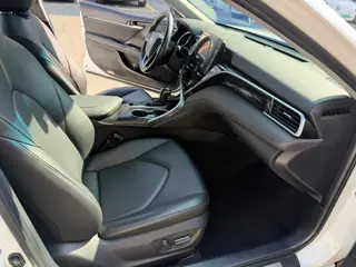 Toyota Camry 2022 2.0GVP Versión líder interior foto 10 Toyota Camry 2022 2.0GVP Versión líder interior foto 10