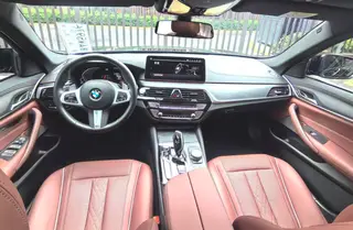 BMW 5 Series 2022 Reforma 530Li Líder M Conjunto deportivo exterior foto 3 BMW 5 Series 2022 Reforma 530Li Líder M Conjunto deportivo exterior foto 3