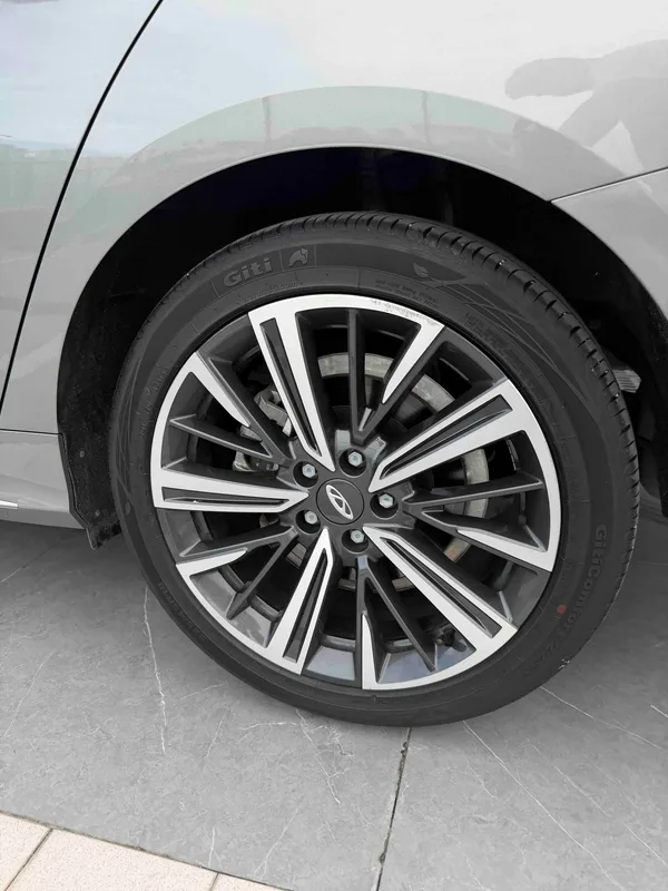 Chery Arrizo 8 2022 1.6TGDI DCT Ey exterior foto 5 Chery Arrizo 8 2022 1.6TGDI DCT Ey exterior foto 5