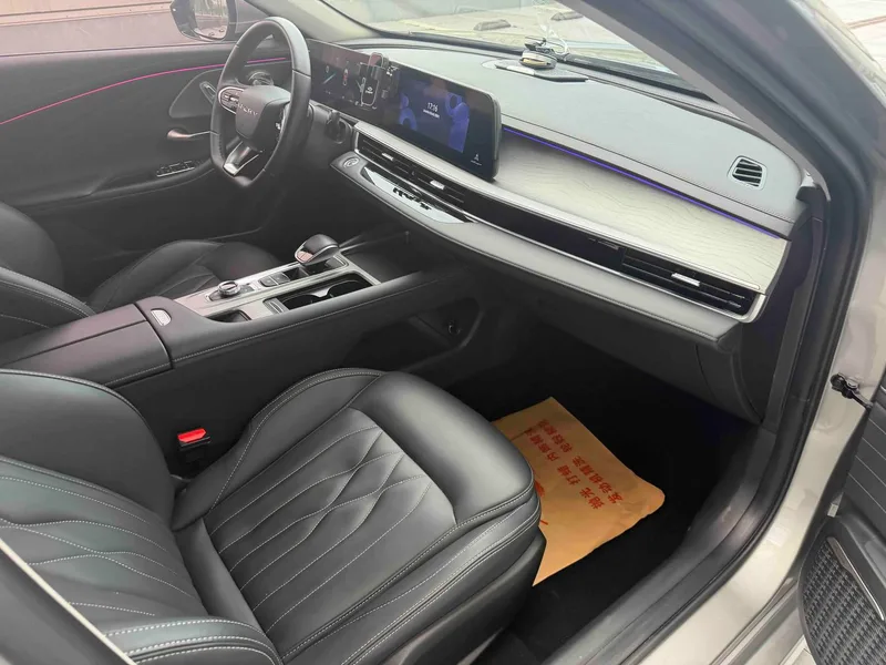 Chery Arrizo 8 2022 1.6TGDI DCT Ey interior foto 12 Chery Arrizo 8 2022 1.6TGDI DCT Ey interior foto 12