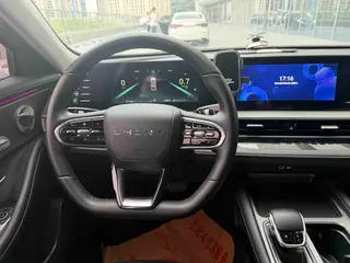 Chery Arrizo 8 2022 1.6TGDI DCT Ey interior foto 16 Chery Arrizo 8 2022 1.6TGDI DCT Ey interior foto 16
