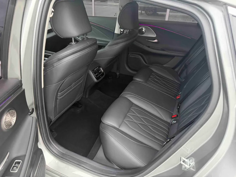 Chery Arrizo 8 2022 1.6TGDI DCT Ey interior foto 17 Chery Arrizo 8 2022 1.6TGDI DCT Ey interior foto 17