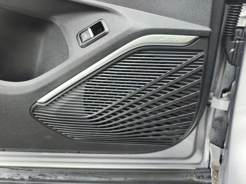 Geely Monjaro 2021 2.0TD DCT EVO Type de sagesse à deux roues motrices intérieur photo 17 Geely Monjaro 2021 2.0TD DCT EVO Type de sagesse à deux roues motrices intérieur photo 17