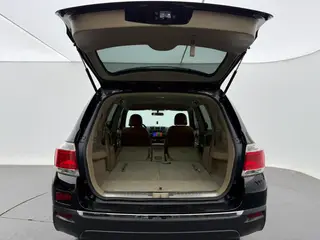Toyota Highlander 2012 2.7L Два привода 7 Элитная версия интерьер фото 10 Toyota Highlander 2012 2.7L Два привода 7 Элитная версия интерьер фото 10