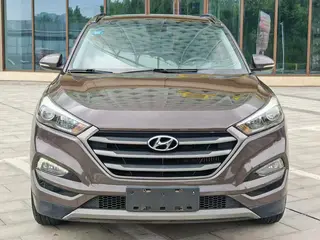 Hyundai Tucson 2015 1.6T Double embrayage, traction avant, version intelligente extérieur photo 2 Hyundai Tucson 2015 1.6T Double embrayage, traction avant, version intelligente extérieur photo 2