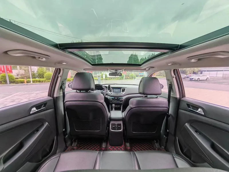 Hyundai Tucson 2015 1.6T Double embrayage, traction avant, version intelligente extérieur photo 4 Hyundai Tucson 2015 1.6T Double embrayage, traction avant, version intelligente extérieur photo 4