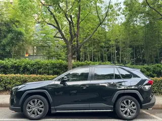 Toyota RAV4 2023 2.0L CVT Two-drive fashion PLUS version exterior photo 3 Toyota RAV4 2023 2.0L CVT Two-drive fashion PLUS version exterior photo 3