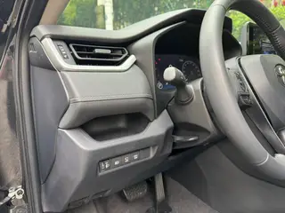 Toyota RAV4 2023 2.0L CVT Two-drive fashion PLUS version interior photo 9 Toyota RAV4 2023 2.0L CVT Two-drive fashion PLUS version interior photo 9
