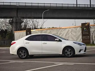 Toyota Levin 2017 1.2T V CVT Edición de lujo exterior foto 4 Toyota Levin 2017 1.2T V CVT Edición de lujo exterior foto 4