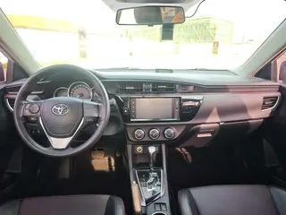 Toyota Levin 2017 1.2T V CVT Edición de lujo interior foto 10 Toyota Levin 2017 1.2T V CVT Edición de lujo interior foto 10