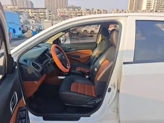 Geely King Kong 2016 1.5L Manual Elite State IV exterior photo 4 Geely King Kong 2016 1.5L Manual Elite State IV exterior photo 4