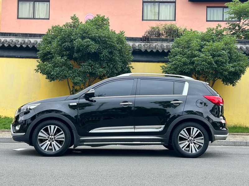 Kia Sportage 2015 2.0L Automatic two-drive version DLX exterior photo 4 Kia Sportage 2015 2.0L Automatic two-drive version DLX exterior photo 4