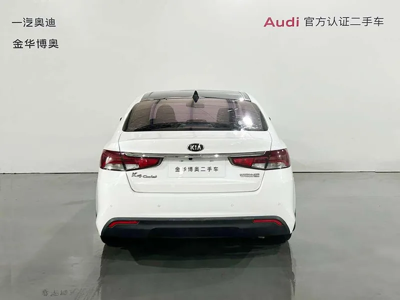 Kia K4 2017 1.8L Автоматический GLS экстерьер фото 5 Kia K4 2017 1.8L Автоматический GLS экстерьер фото 5
