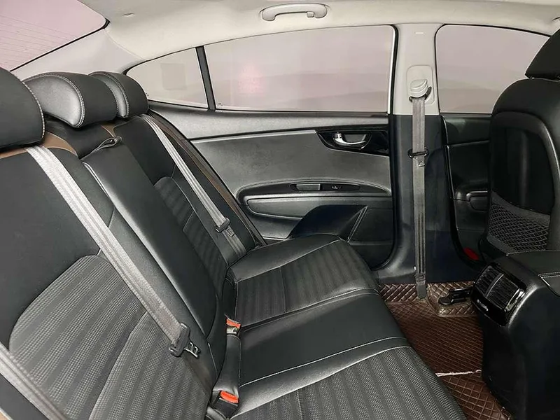 Kia K4 2017 1.8L Автоматический GLS интерьер фото 7 Kia K4 2017 1.8L Автоматический GLS интерьер фото 7