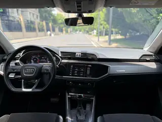 Audi Q3 2021 35 TFSI Fashion dynamic type interior photo 6 Audi Q3 2021 35 TFSI Fashion dynamic type interior photo 6