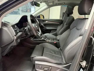 Audi Q5L 2022 40T Deluxe dinámico interior foto 11 Audi Q5L 2022 40T Deluxe dinámico interior foto 11