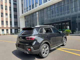 Kia Sportage 2019 2.0L Édition de luxe intelligente automatique extérieur photo 6 Kia Sportage 2019 2.0L Édition de luxe intelligente automatique extérieur photo 6