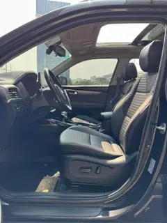 Kia Sportage 2019 2.0L Édition de luxe intelligente automatique intérieur photo 13 Kia Sportage 2019 2.0L Édition de luxe intelligente automatique intérieur photo 13