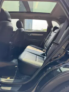 Kia Sportage 2019 2.0L Édition de luxe intelligente automatique intérieur photo 14 Kia Sportage 2019 2.0L Édition de luxe intelligente automatique intérieur photo 14
