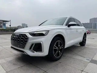 Audi Q5L 2022 40T Модный и динамичный