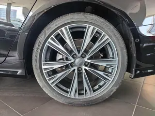 Audi A6L 2021 45 TFSI quattro Выберите динамический тип интерьер фото 17 Audi A6L 2021 45 TFSI quattro Выберите динамический тип интерьер фото 17