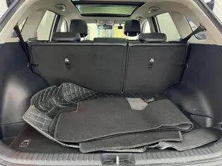 Kia Run 2015 1.6L Tracción automática a dos ruedas DLX interior foto 12 Kia Run 2015 1.6L Tracción automática a dos ruedas DLX interior foto 12