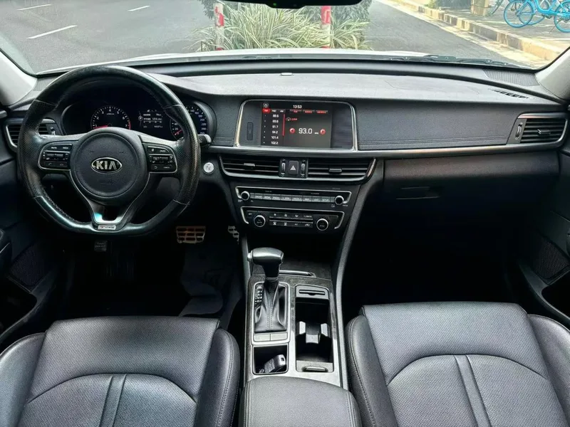 Kia K5 2016 1.6T Автоматический PRM интерьер фото 7 Kia K5 2016 1.6T Автоматический PRM интерьер фото 7