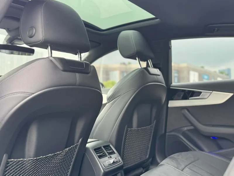 Audi A5 2022 Sportback 40 TFSI Moda y elegante interior foto 8 Audi A5 2022 Sportback 40 TFSI Moda y elegante interior foto 8